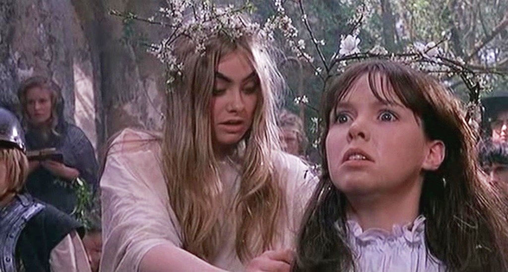 Retrospective: The Blood on Satan’s Claw (1971) | Surgeons of Horror